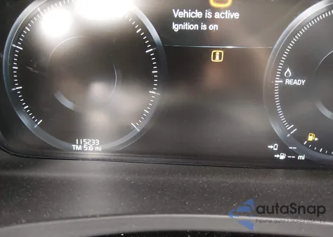 2018 Volvo S90 Hybrid T8 Inscription z USA, uszkodzony, nr VIN LVYBR0AL0JP050700